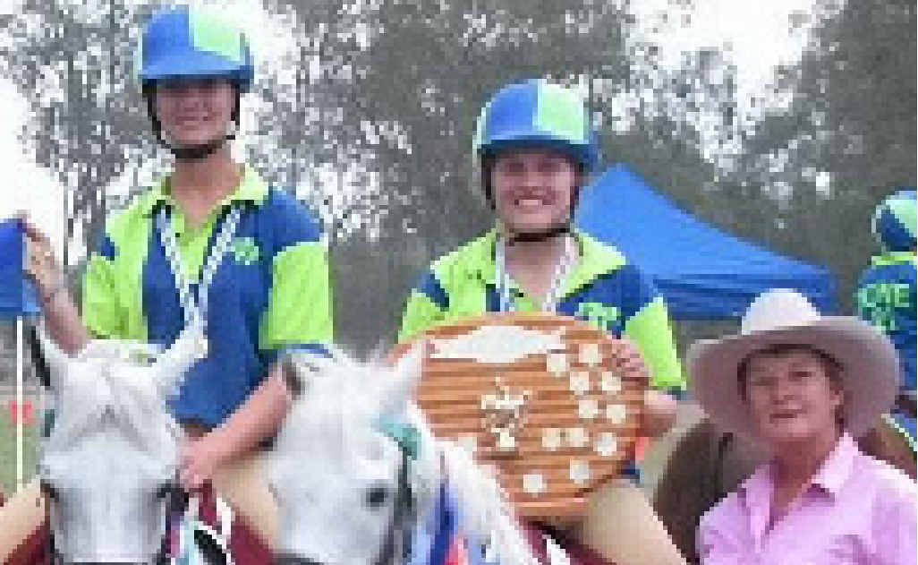 Tamara Bondfield and Emma Whear, with coach Sue Bondfield were part of the winning senior team. Tamara Bondfield and Emma Whear, with coach Sue Bondfield were part of the winning senior team.